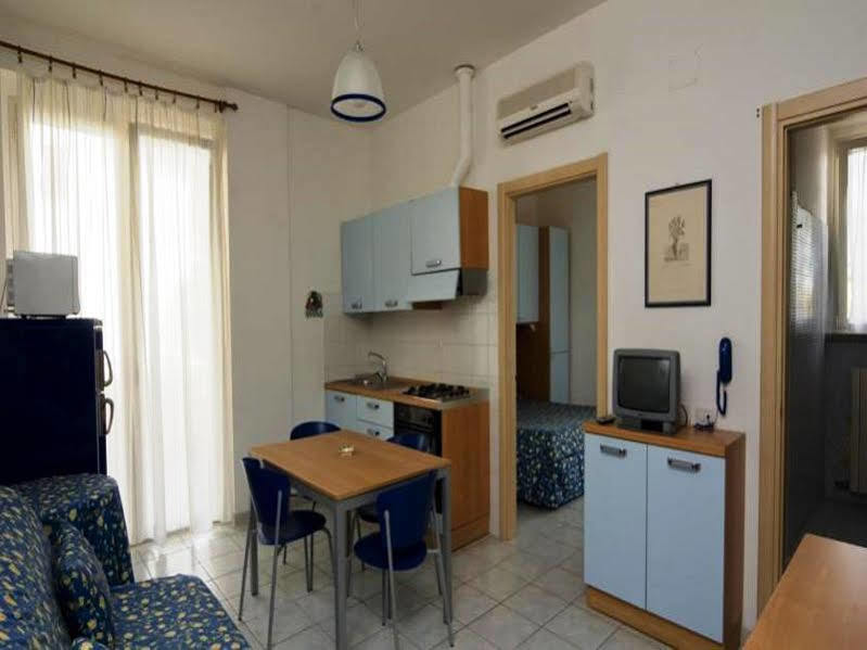 Hotel Residence Il Conero 2 Numana Zewnętrze zdjęcie